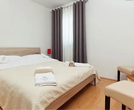 Ida Apartment