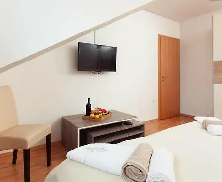 Apartment Ida *
